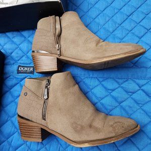 EUC Simply Vera Danna Women's Ankle Boots